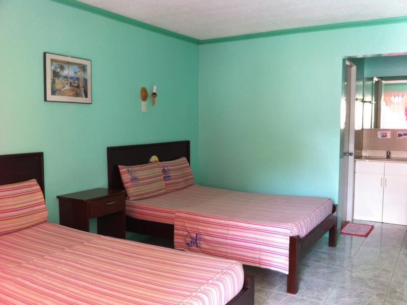 Raymen Beach Resort Гимарас Экстерьер фото