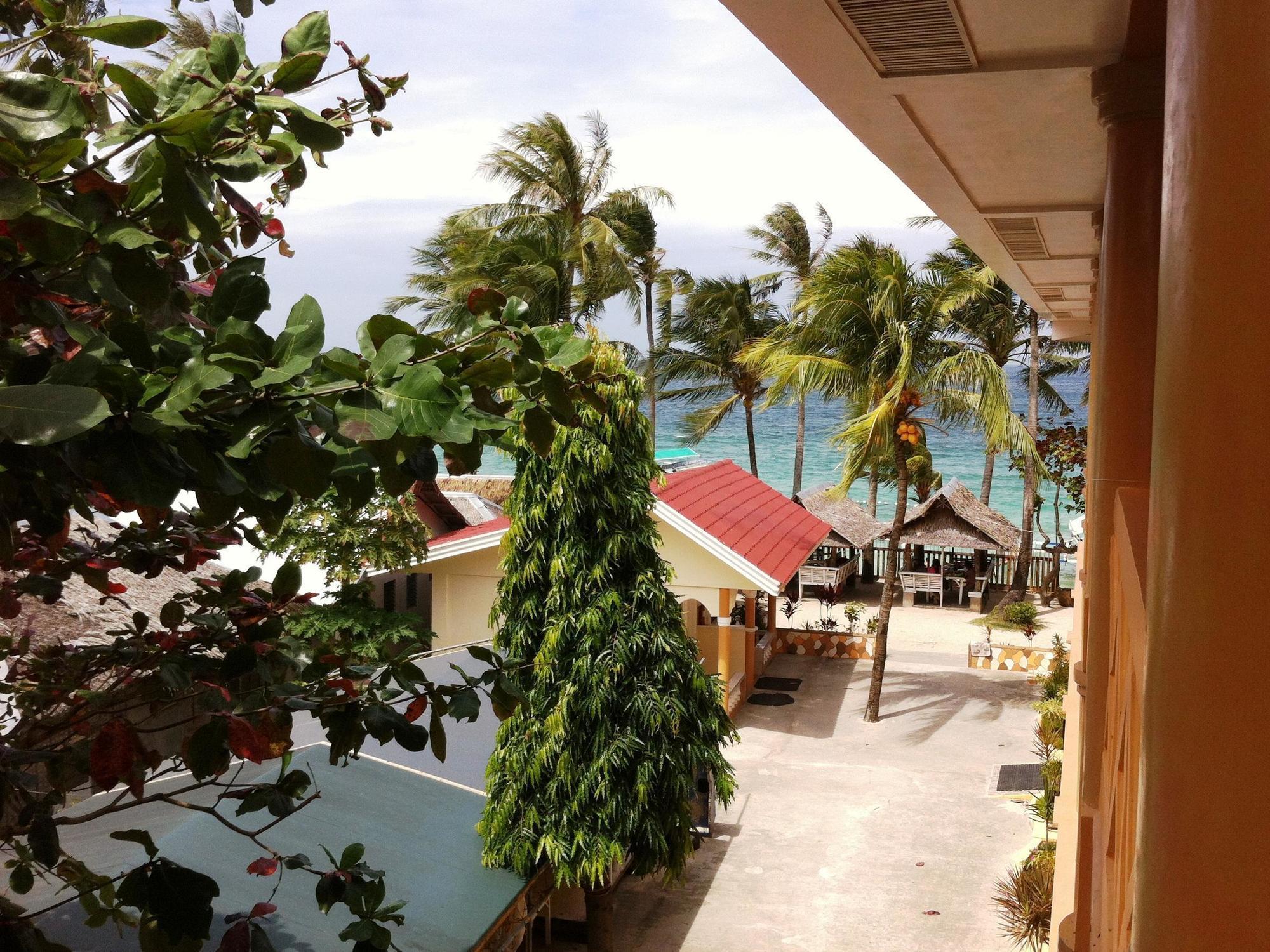 Raymen Beach Resort Гимарас Экстерьер фото